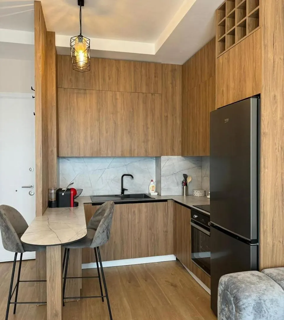 Tirana Center Boulevard Apartment 0*,
